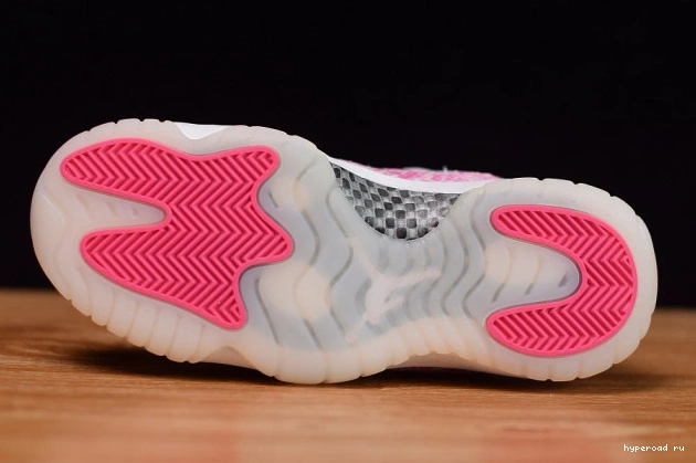 Pink Low Jordan Snakeskin 11 AH7860-106 Air WMNS 1013